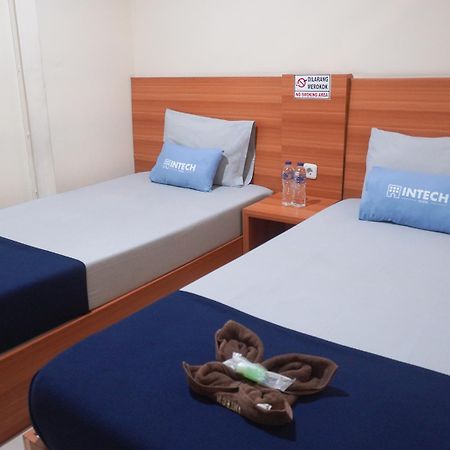 Intech Hostel Bandung Luaran gambar